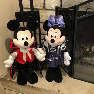 Mickey and Minnie Halloween Decorations